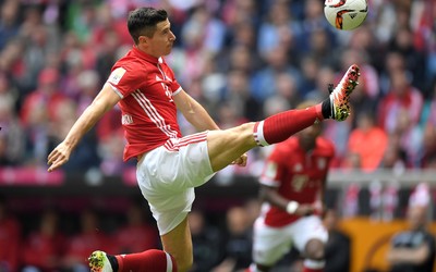 壹电竞快讯-凯恩德甲射手榜领跑